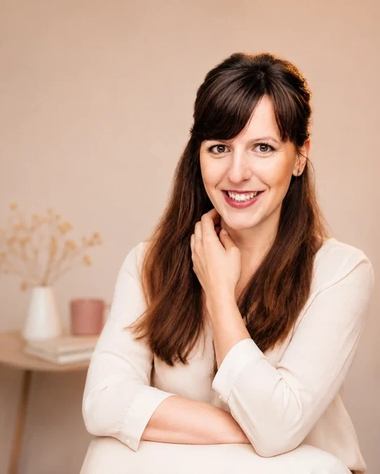 Privatpraxis Psychotherapie Bad Vilbel – Katharina Gros– Katharina Gros Psychotherapeutin Katharina Gros in ihrer Privatpraxis in Bad Vilbel
